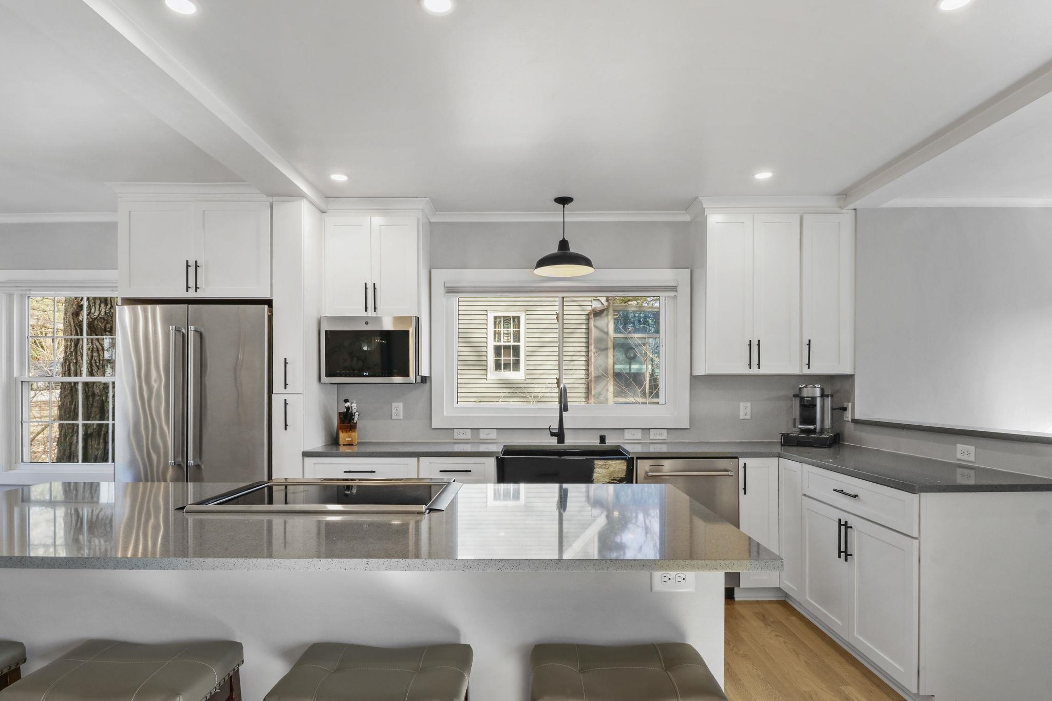 4329 Hillcrest Drive Madison, WI 53705 - Photo 5 of 35