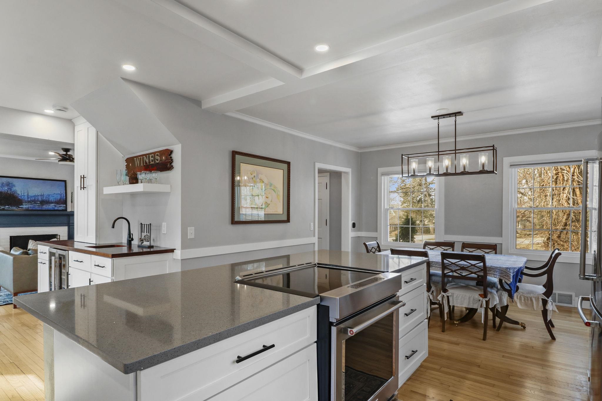 4329 Hillcrest Drive Madison, WI 53705 - Photo 7 of 35