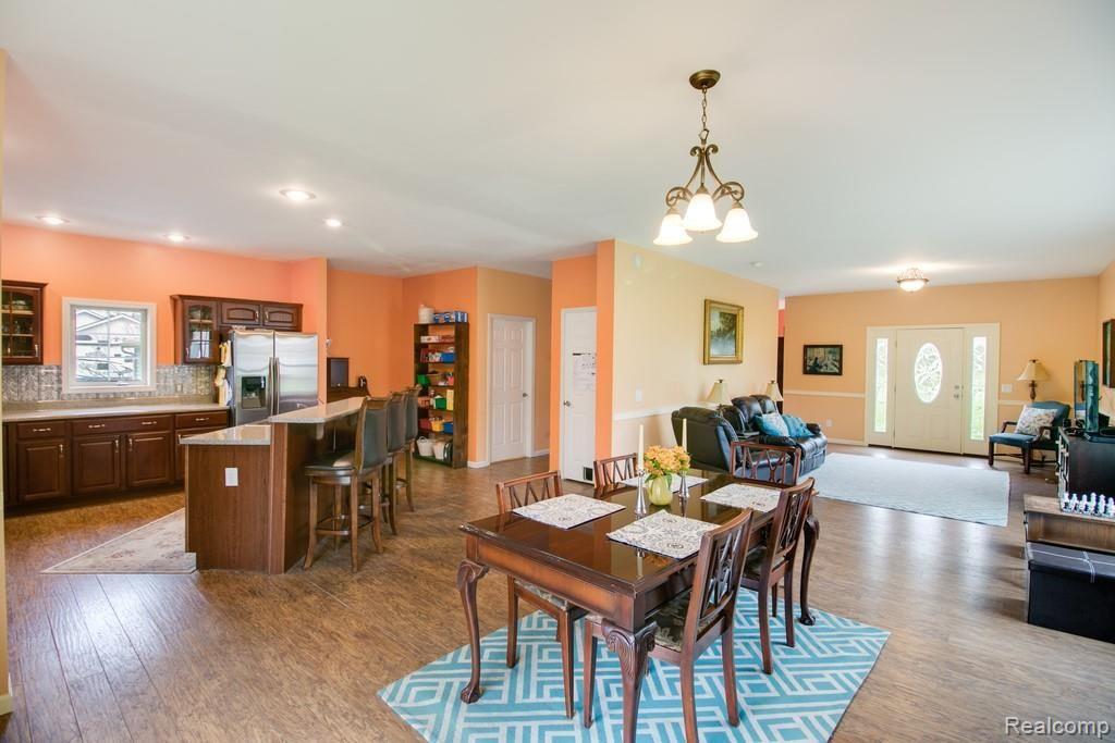19477 Fry Road Northville, MI 48167 - Photo 5 of 32 Gallery Image 5