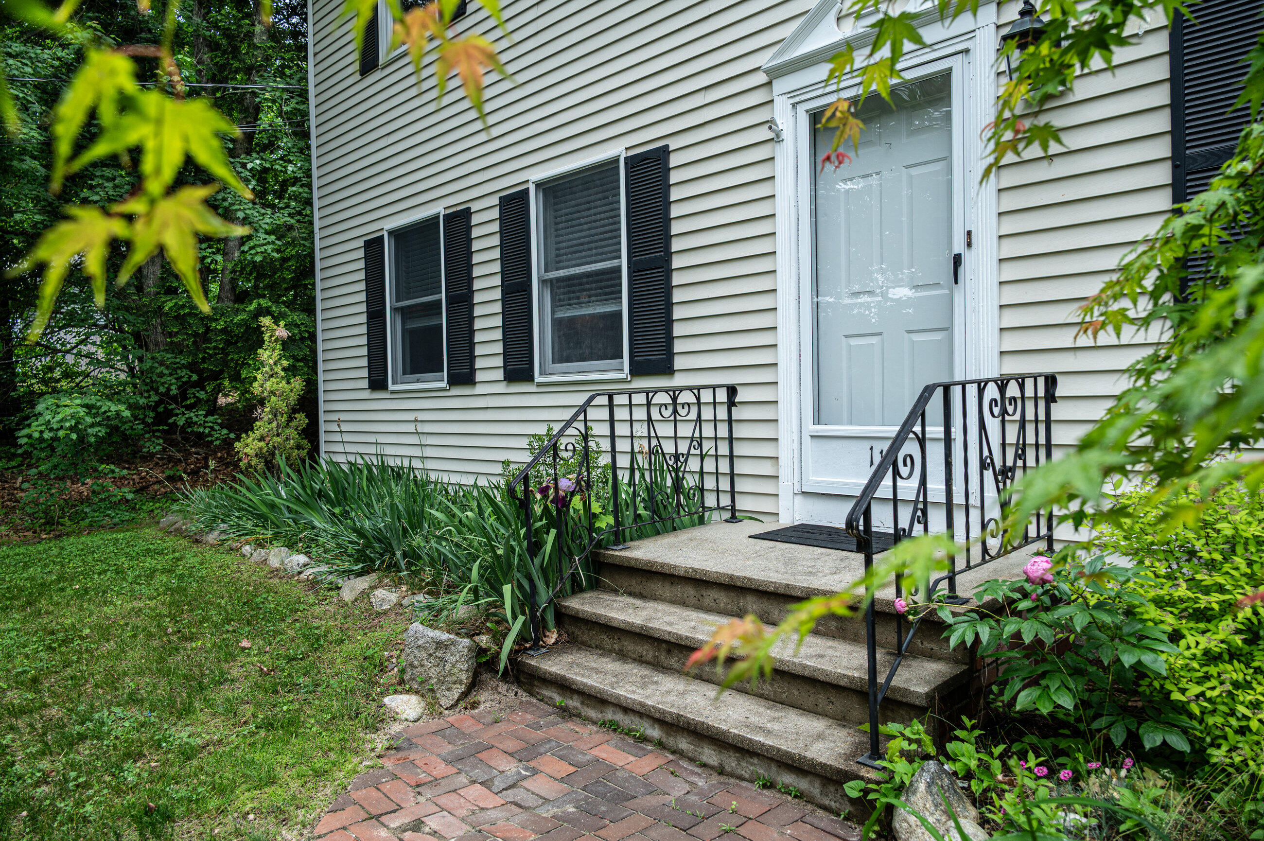 11 Monroe Drive Naples, ME 04055 - Photo 6 of 46 Exterior-9605