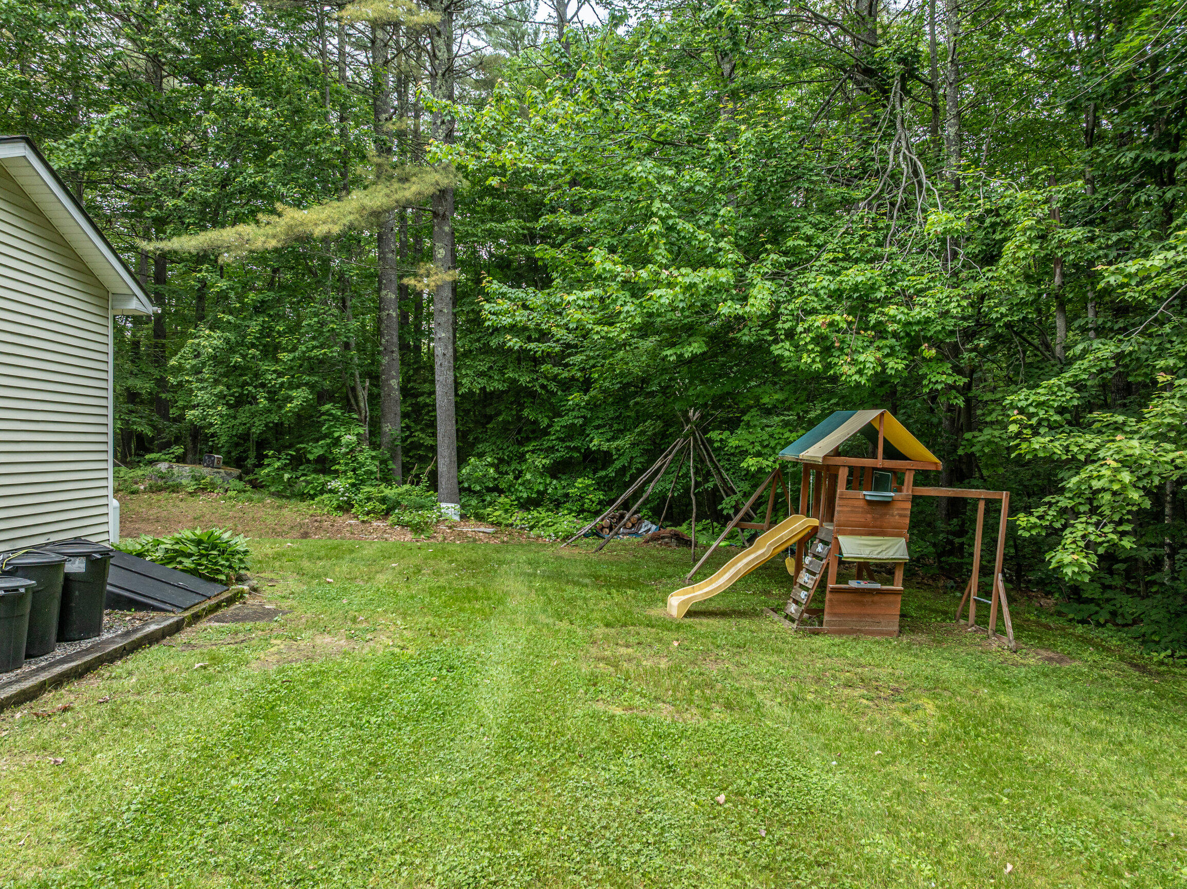 11 Monroe Drive Naples, ME 04055 - Photo 10 of 46 Exterior-0688