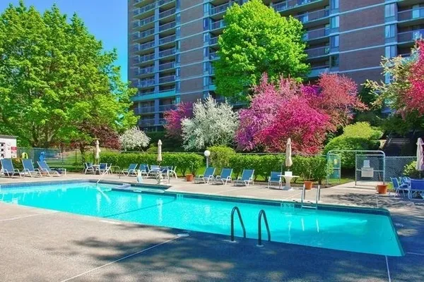 $3,700 | 40 Village Road, Unit 309, Middleton, MA 01949