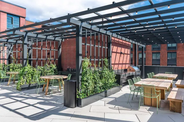 $10,792 | 37 Blue Slip, Unit 9P | Greenpoint