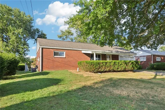 $210,000 | 3103 Ben Davis Avenue, Lower Burrell, PA 15068