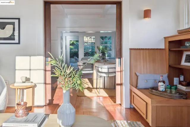 $1,130,000 | 1141 Oxford Street, Berkeley, CA 94707
