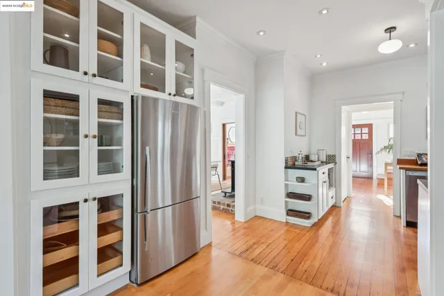 $1,130,000 | 1141 Oxford Street, Berkeley, CA 94707