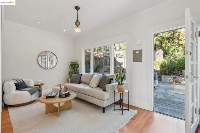 $1,130,000 | 1141 Oxford Street, Berkeley, CA 94707