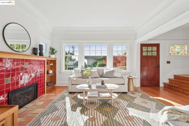 $1,130,000 | 1141 Oxford Street, Berkeley, CA 94707