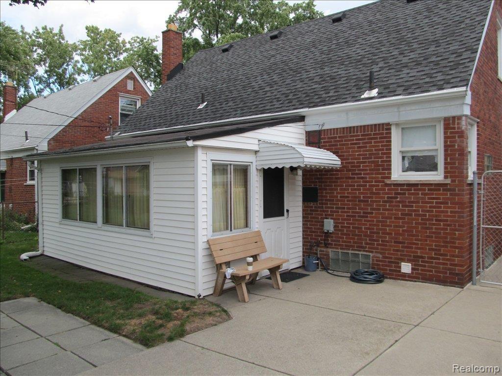 1508 South Gulley Road Dearborn Heights, MI 48125 - Photo 1 of 21 IMG_0258