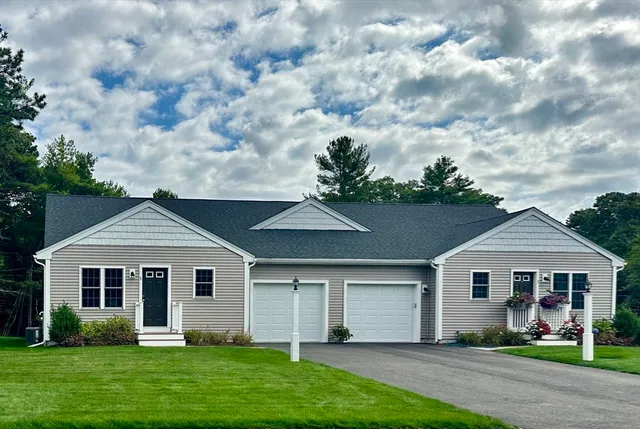 $489,900 | 5 Tupper Hill Road, Unit 5, Plymouth, MA 02360