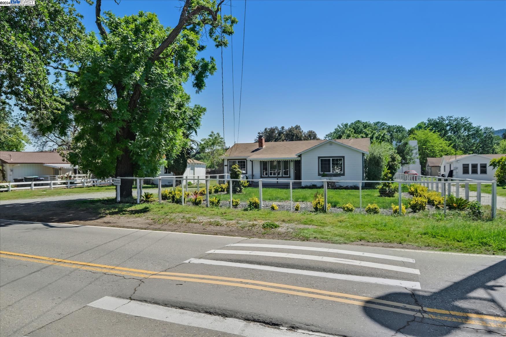 715 Sycamore Road Pleasanton, CA 94566 - Photo 1 of 1 Gallery Image 1
