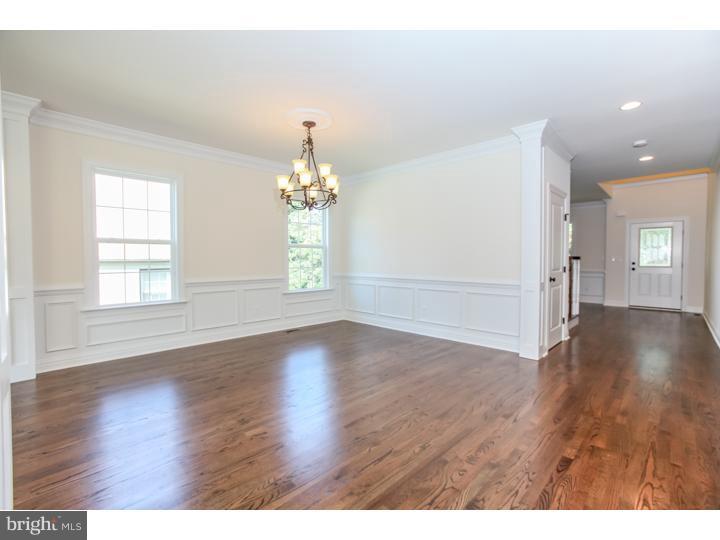 324 Kenmore Road Havertown, PA 19083 - Photo 3 of 24