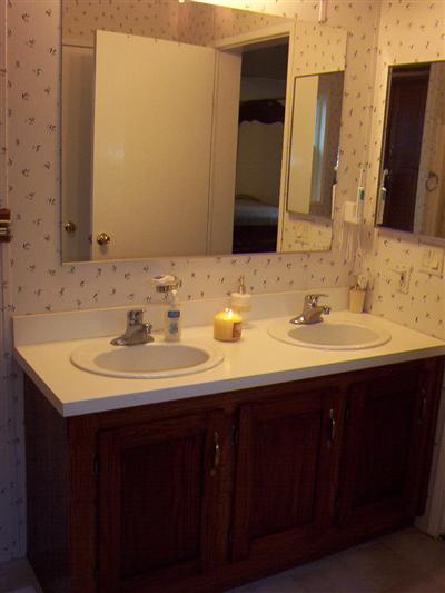 470 Bejay Avenue, Unit 470 Santa Rosa, CA 95407 - Photo 8 of 12 Spacious Master bedroom's bath