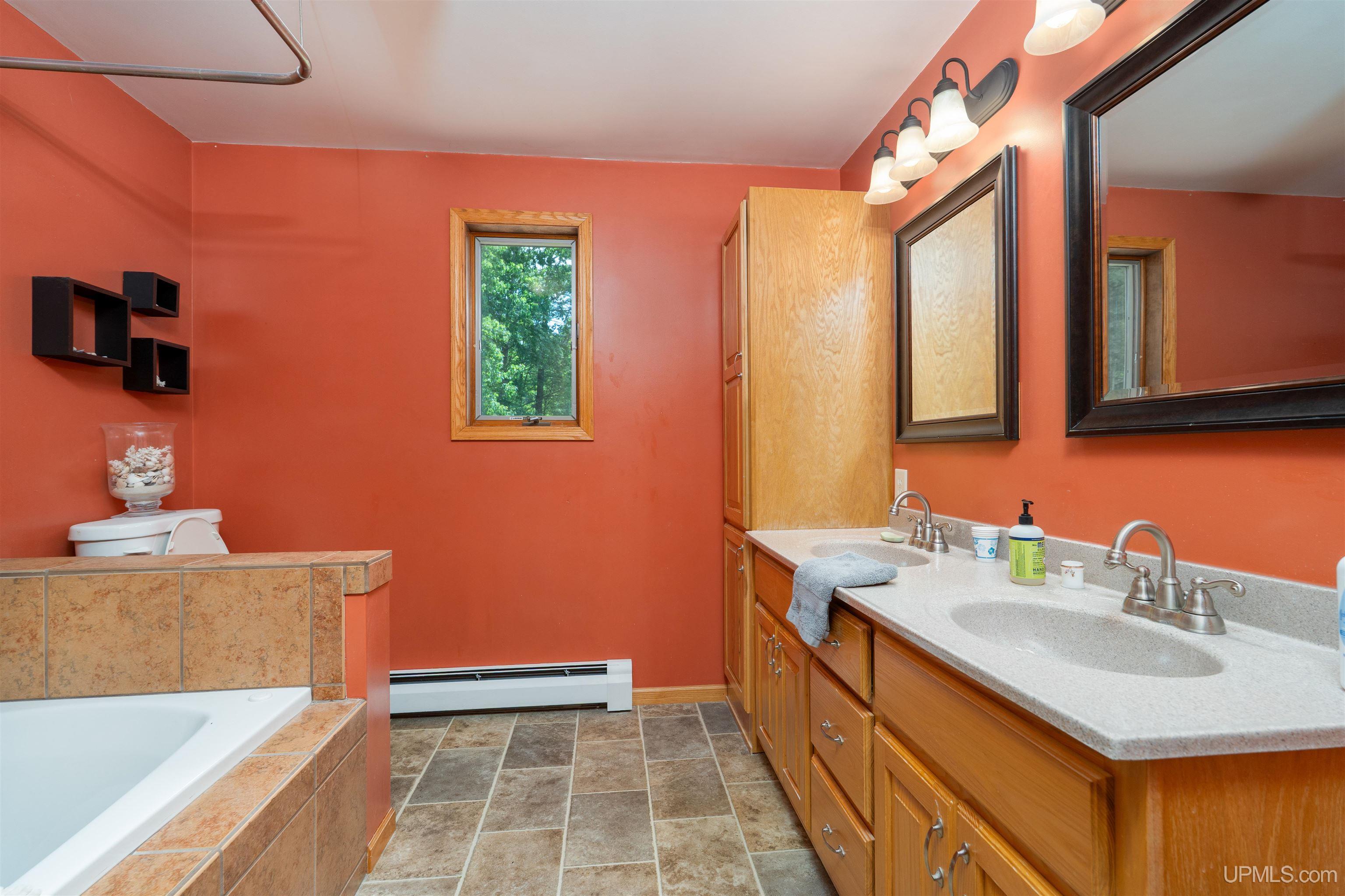 506 N East Gulliver Lake Road Gulliver, MI 49840 - Photo 16 of 46