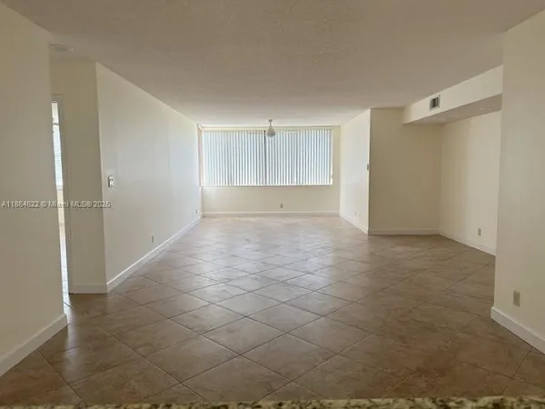 $2,100 | 3150 Northwest 42nd Avenue, Unit E401, Coconut Creek, FL 33066