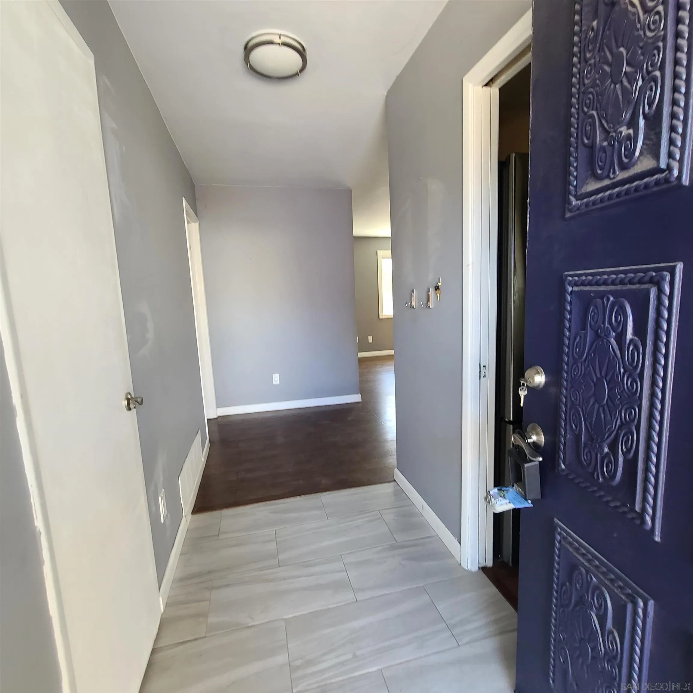 12731 Rios Road San Diego, CA 92128 - Photo 8 of 46 a view of an entryway