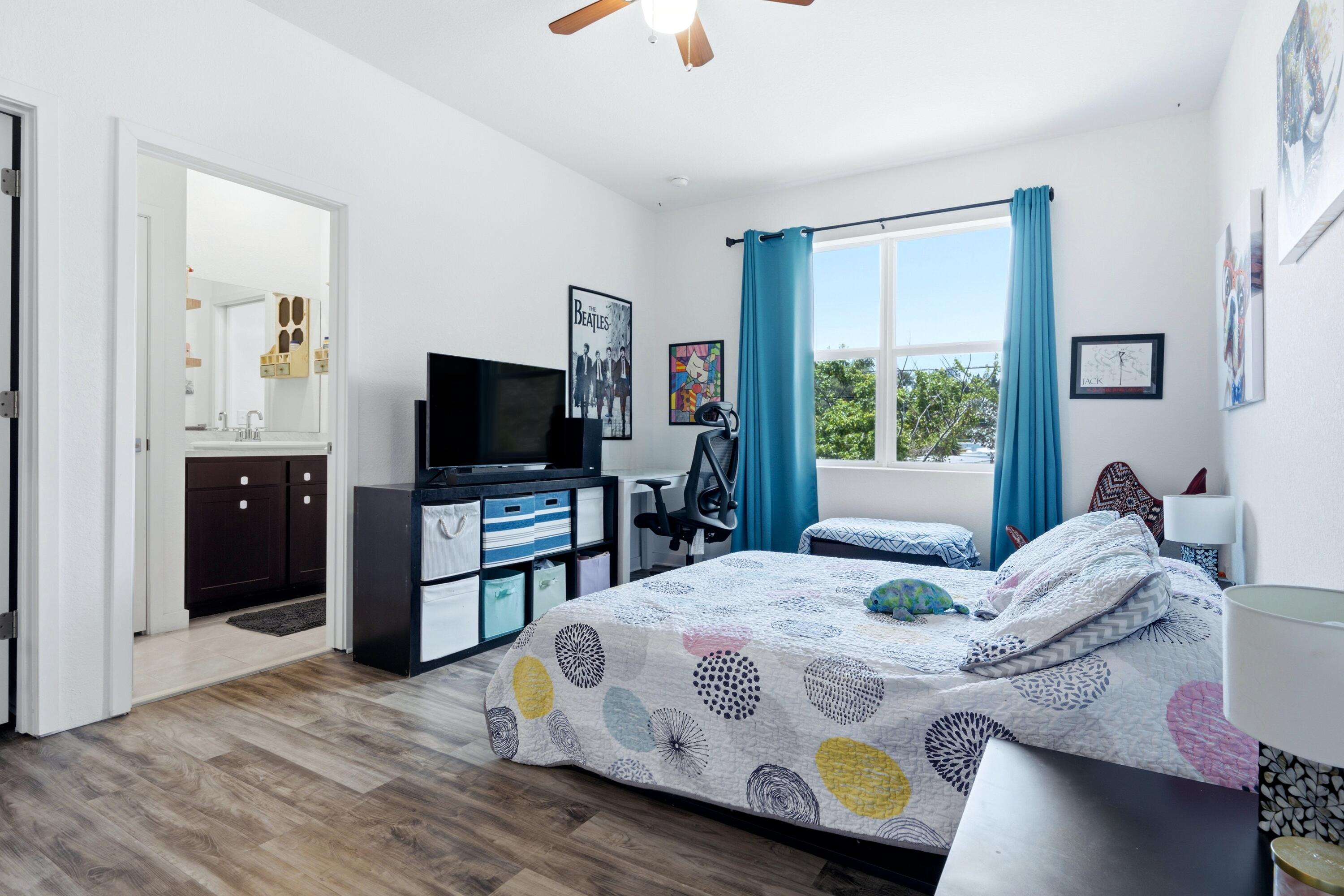 161 Bandol Street Riviera Beach, FL 33404 - Photo 12 of 21 DSC_1272