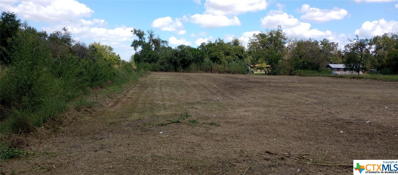 810 West 7th Street Cameron, TX 76520 - Photo 11 of 17 a view of a outdoor space