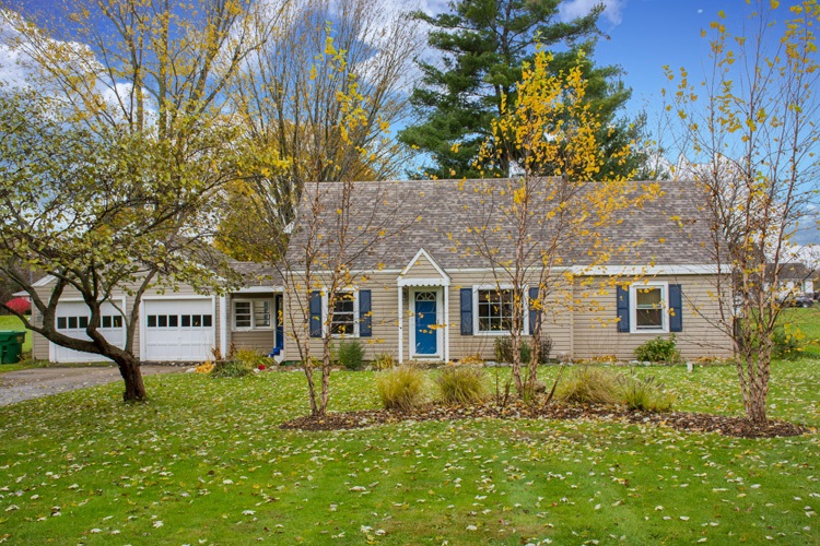 61495 Mayflower Road South Bend, IN 46614 - Photo 1 of 17 Gallery Image 1