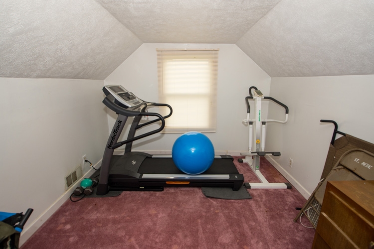 61495 Mayflower Road South Bend, IN 46614 - Photo 12 of 17 Gallery Image 12
