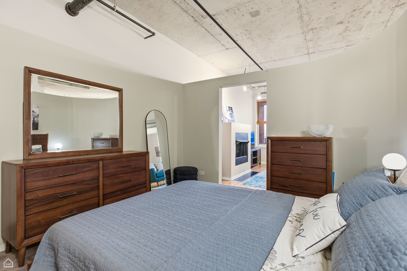 6 South Laflin Street, Unit 920 Chicago, IL 60607 - Photo 13 of 17