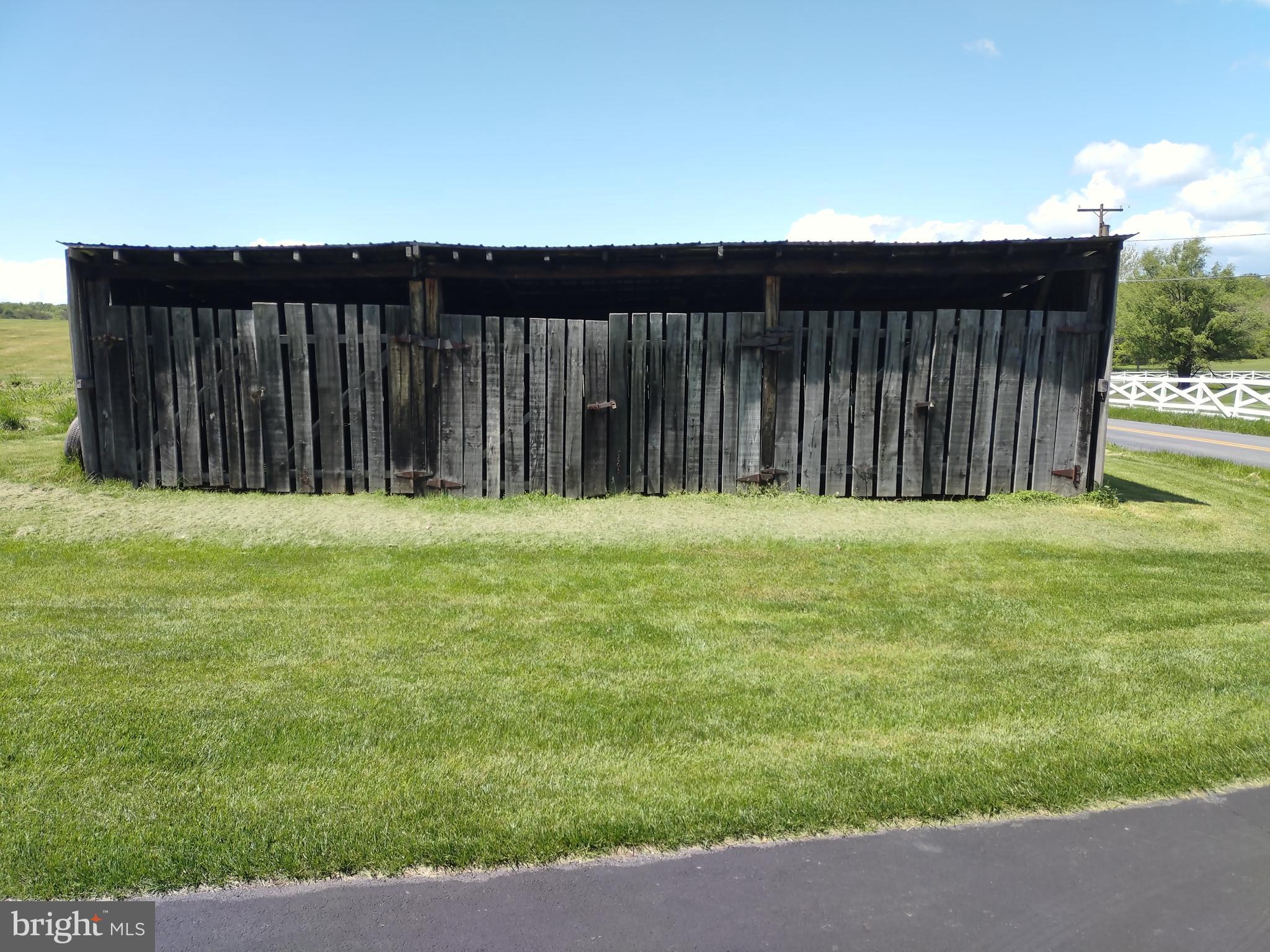 980 Marple Road Winchester, VA 22603 - Photo 11 of 76 25x36 Equipment/run-in shed
