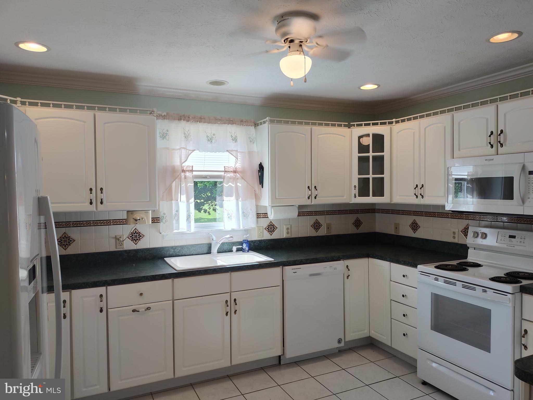 980 Marple Road Winchester, VA 22603 - Photo 30 of 76 Kitchen