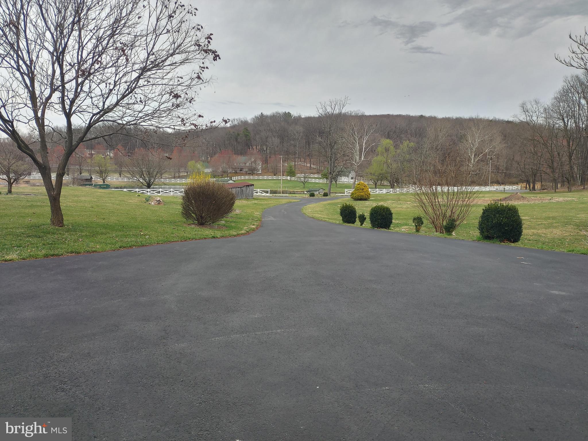 980 Marple Road Winchester, VA 22603 - Photo 4 of 76 25x36 Equipment/run-in shed