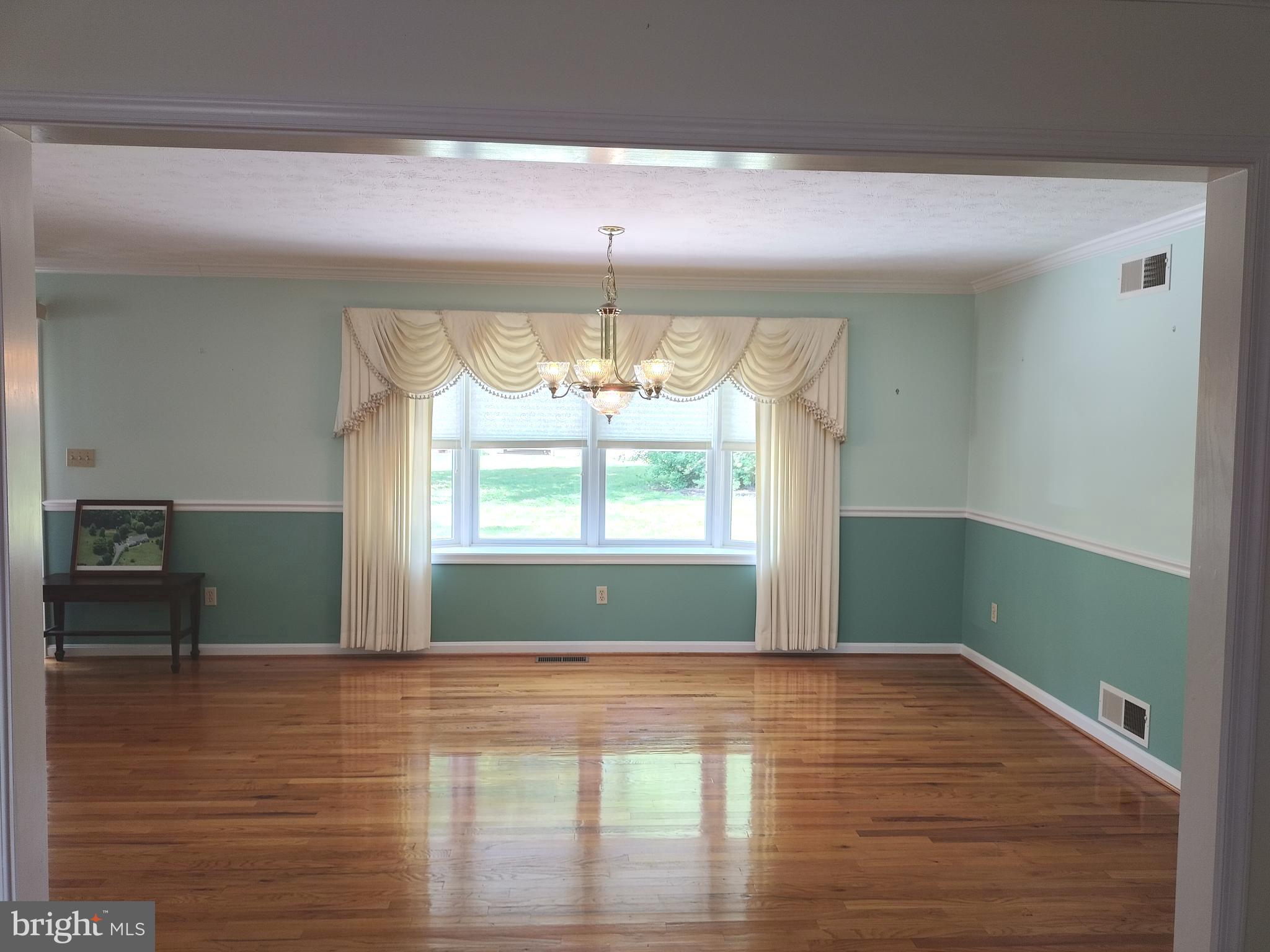 980 Marple Road Winchester, VA 22603 - Photo 34 of 76 Dining Room