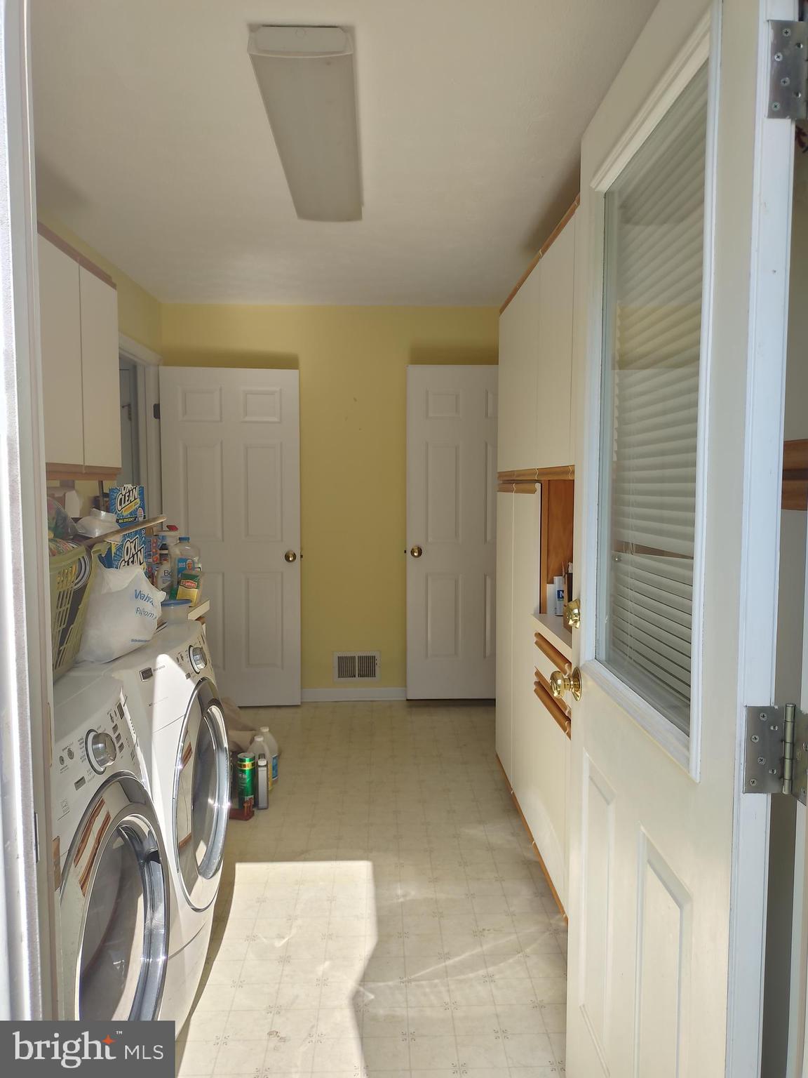 980 Marple Road Winchester, VA 22603 - Photo 70 of 76 Laundry off Kitchen