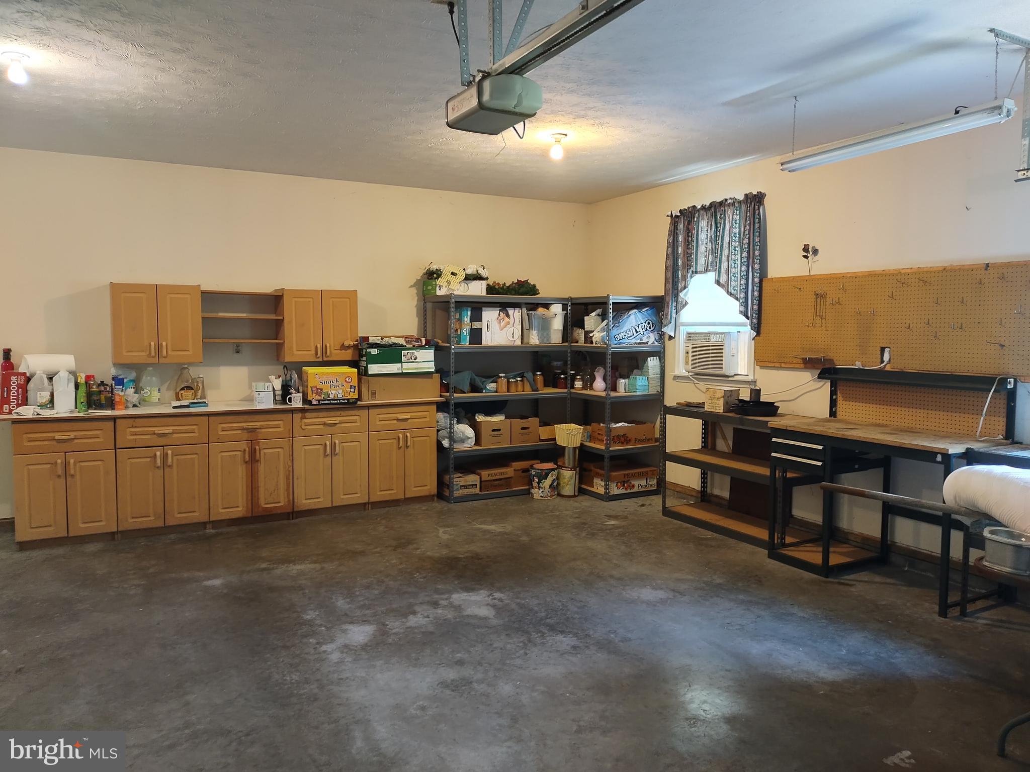 980 Marple Road Winchester, VA 22603 - Photo 72 of 76 Attached Garage