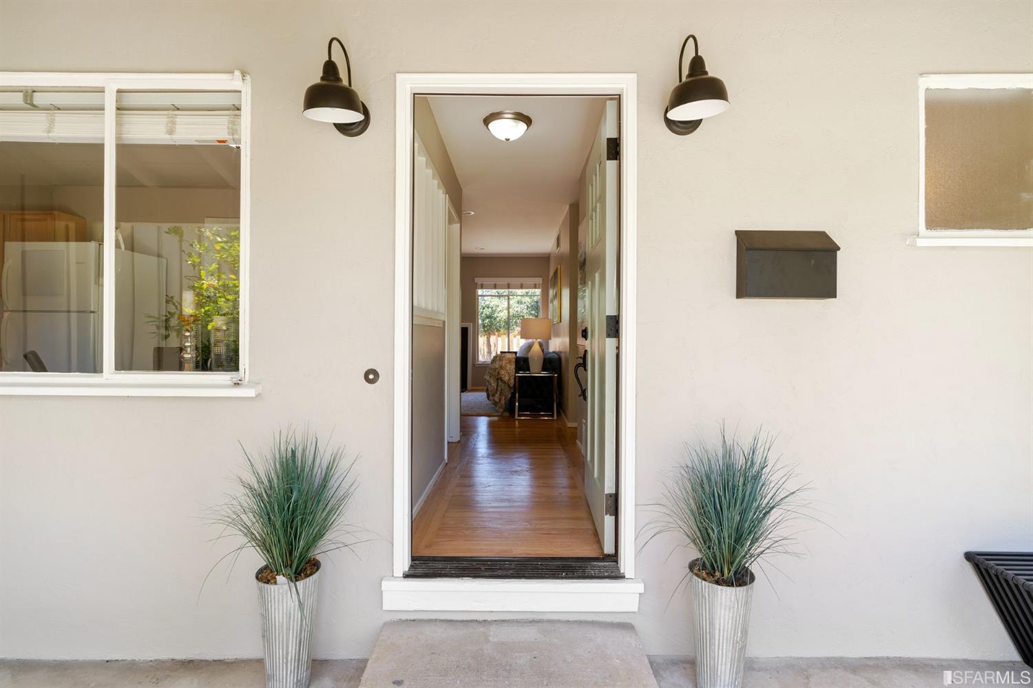 979 Chelan Drive Sunnyvale, CA 94087 - Photo 5 of 44