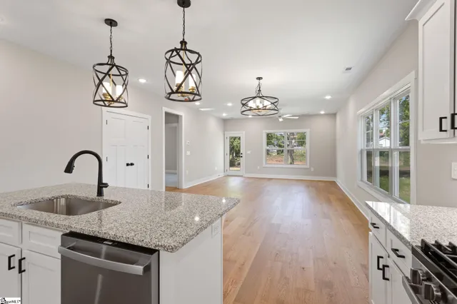 $394,611 | 18 South Georgia Avenue, Greenville, SC 29611