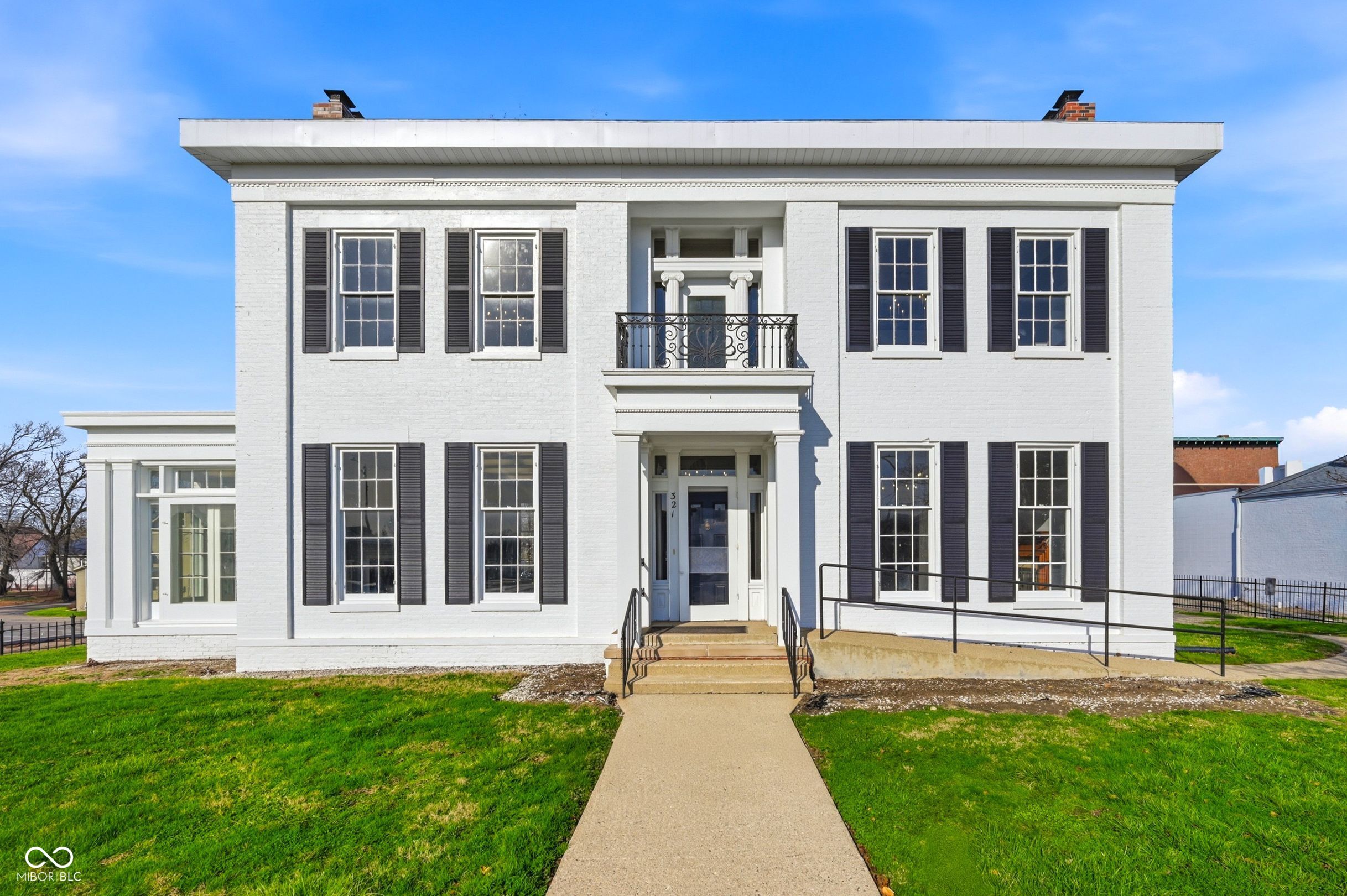 321 South Main Street New Castle, IN 47362 - Photo 2 of 28