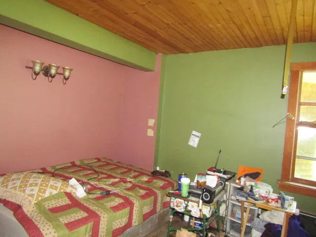 $99,900 | 62 City Point Road, Belfast, ME 04915