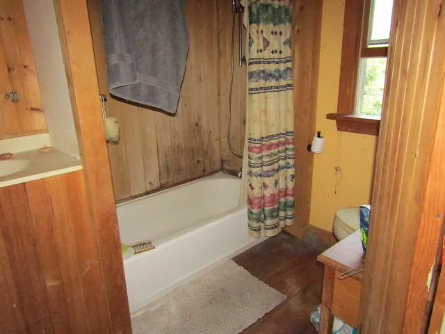 $99,900 | 62 City Point Road, Belfast, ME 04915