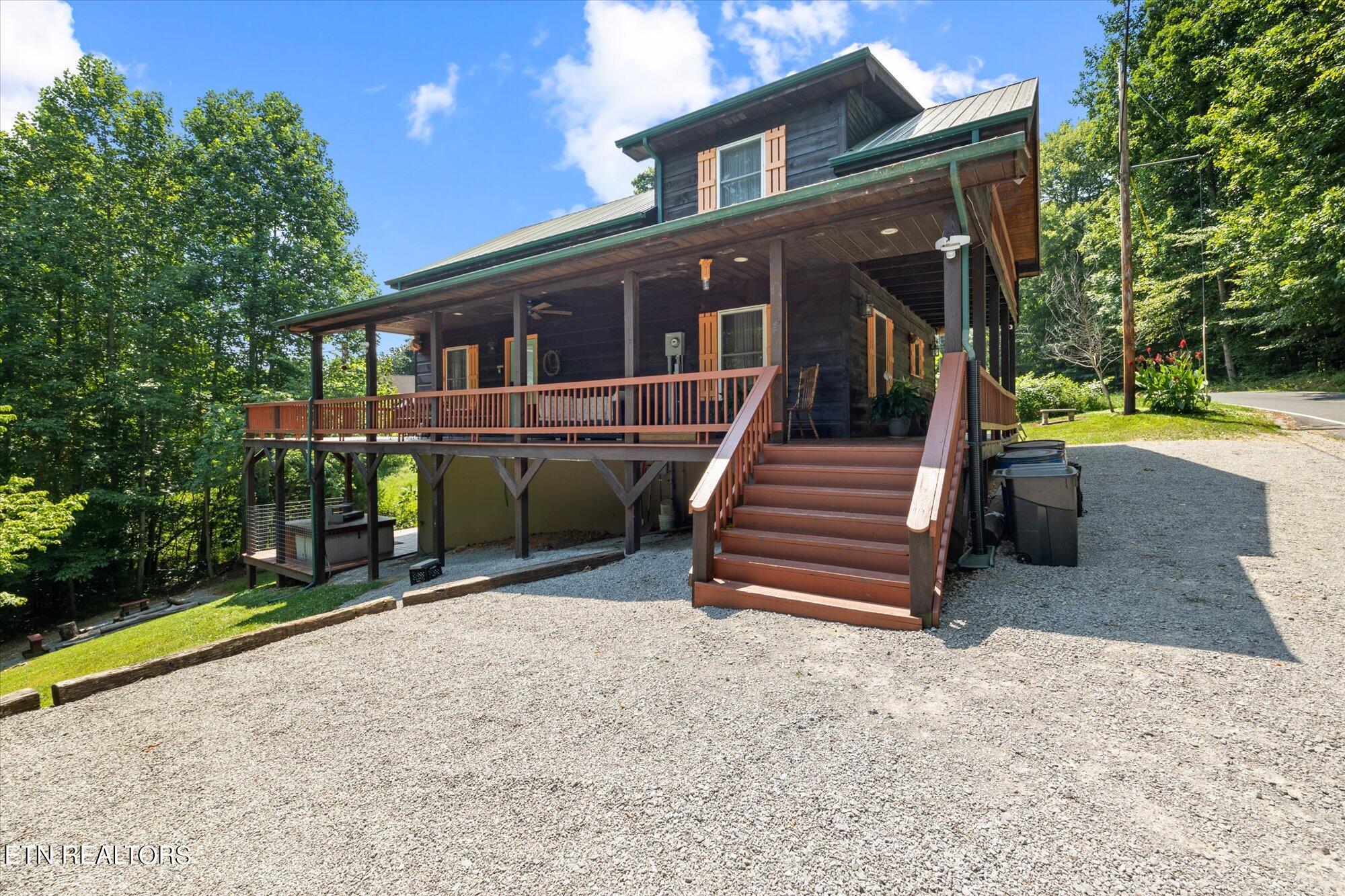 7328 Lillydale Road Byrdstown, TN 38549 - Photo 4 of 31 02-7328 Lillydale Rd, Byrdstown_0595