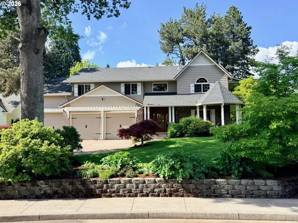 $874,000 | 565 Shelokum Drive, Silverton, OR 97381