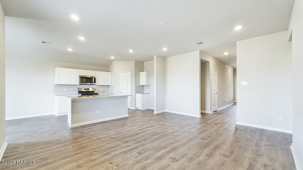 149 Colett Sunset, LA 70584 - Photo 3 of 24 X40F- White-3