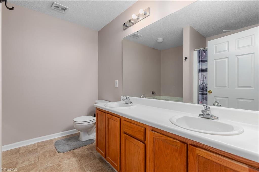 2900 WaterStone Loop High Point, NC 27265 - Photo 17 of 24