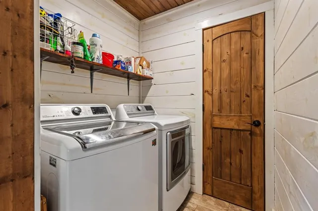 $319,500 | 720 County Road 2220, Ivanhoe, TX 75447