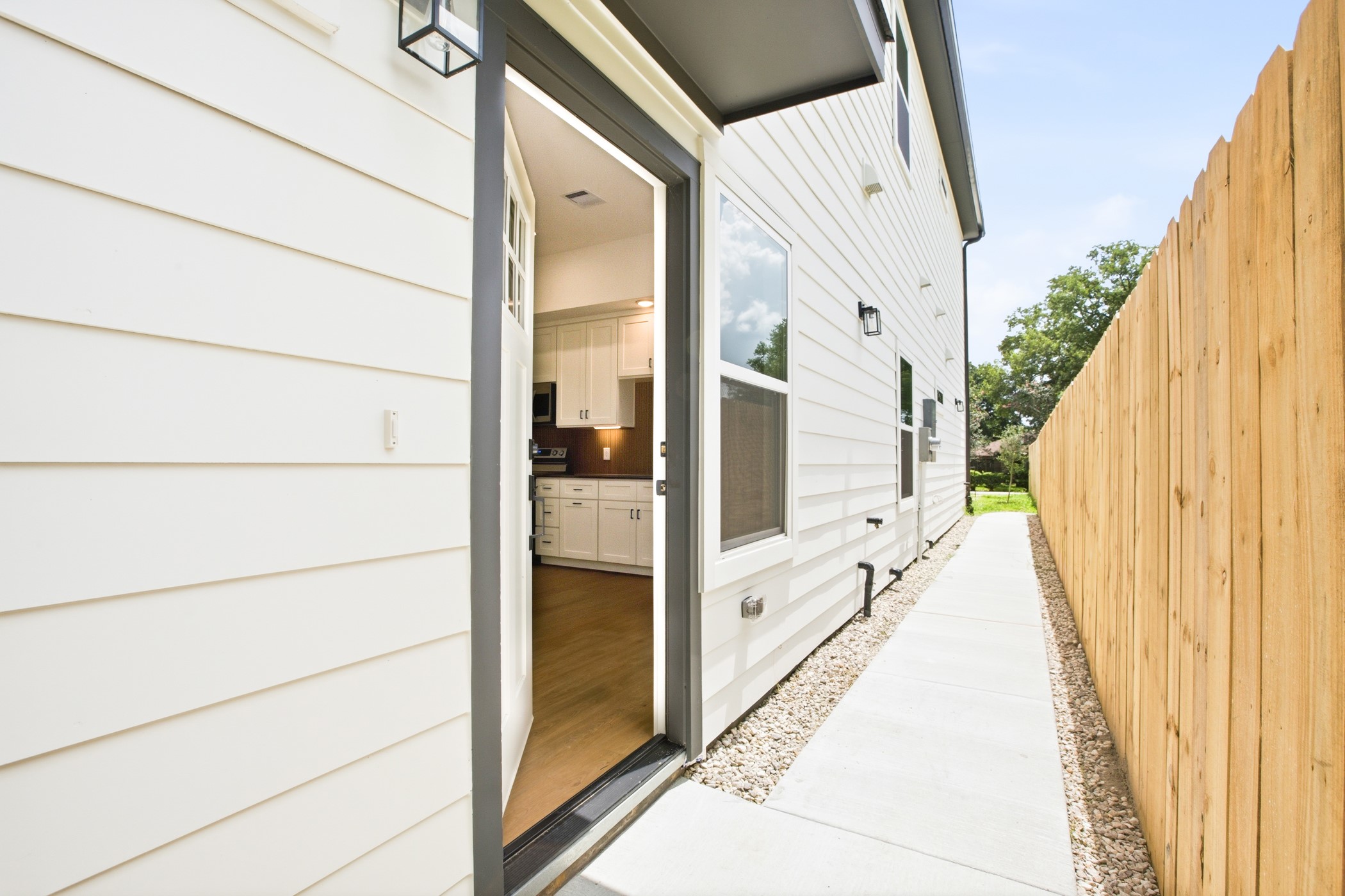 7841 Sunnyhill Street, Unit A Houston, TX 77088 - Photo 29 of 30