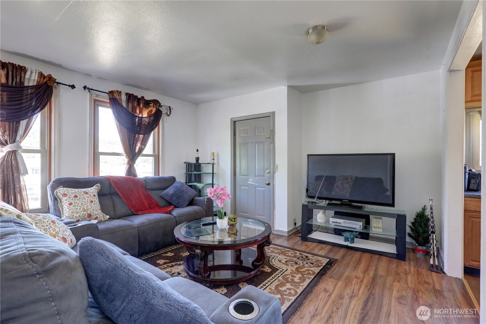 4120 Renton Avenue South Seattle, WA 98108 - Photo 6 of 28