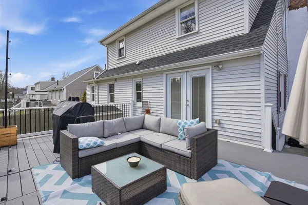 $345,000 | 153 Elm Street, East Longmeadow, MA 01028