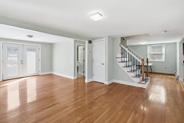 $345,000 | 153 Elm Street, East Longmeadow, MA 01028