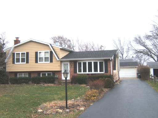 1911 Fairfield Road Lindenhurst, IL 60046 - Photo 1 of 1 Gallery Image 1