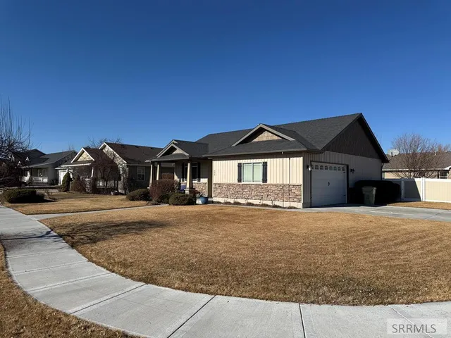 $480,000 | 586 Bainbridge Lane, Idaho Falls, ID 83402