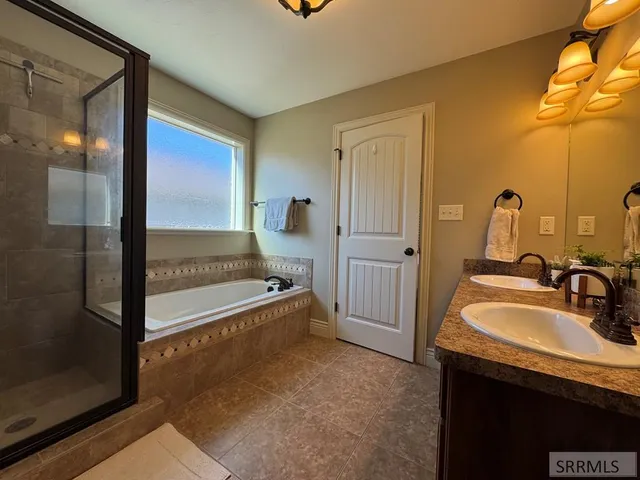 $480,000 | 586 Bainbridge Lane, Idaho Falls, ID 83402