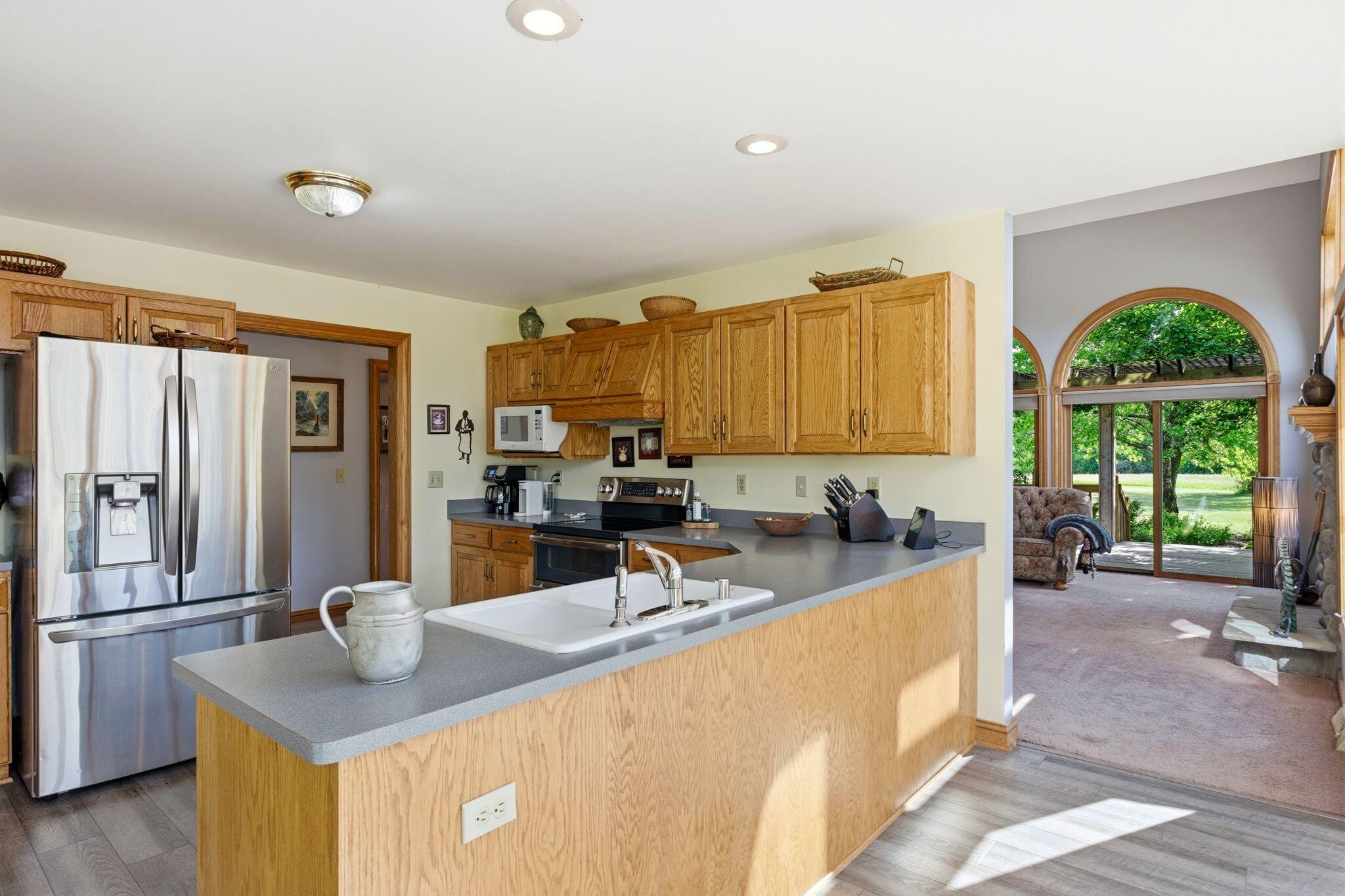 W350S1951 Waterville Road Ottawa, WI 53066 - Photo 14 of 60 Kitchen