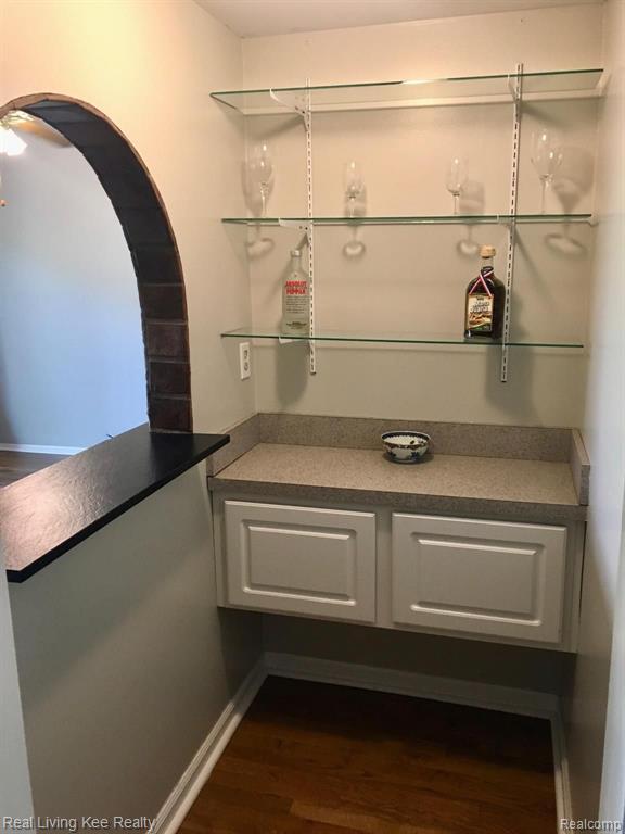 1422 Oakbrook Rochester Hills Rochester, MI 48307 - Photo 15 of 33